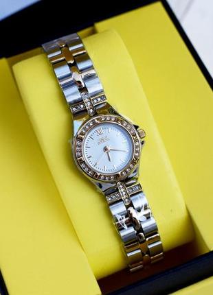 Invicta 0133 wildflower collection золотий жіночий кварцовий наручний годинник3 фото