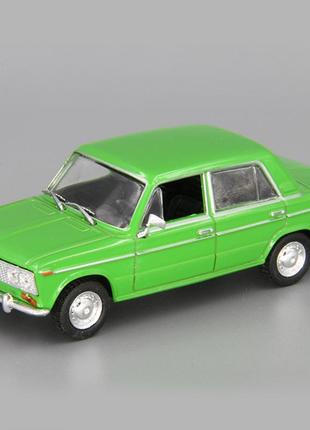 Автолегенди срср №8, ваз-2103 «жигулі» (1975) колекційна модель у масштабі 1:43 від deagostini