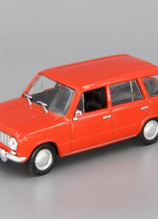 Автолегенды ссср №15, ваз-2102 «жигули» (1971) коллекционная модель в масштабе 1:43 от deagostini