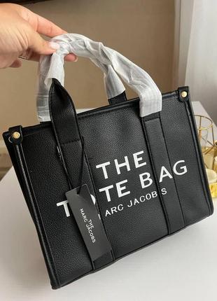 Сумка жіноча класична the tote bag від marc jacobs (марк джейкобс) - чорна / біла / бежева