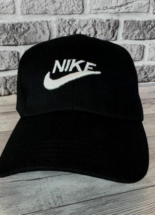 Стильна кепка nike чорного кольору (4000020)3 фото