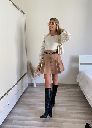 Юбка бежевая, трикотажная на пуговицах, плиссированная, коричневая zara mango bershka