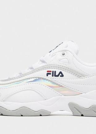 Fila. оригинал.  есть видеообзор.сникерсы с голографическим дизайном.2 фото