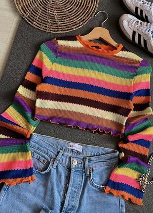 Крута укорочена кофточка bershka