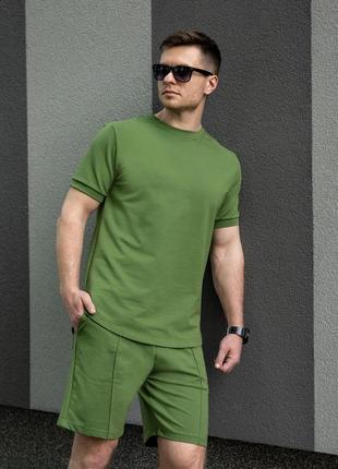 Чоловіча літня базова футболка олива8 фото