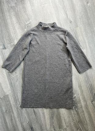 Довга стильна водолазка pull&bear
