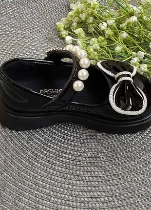 Лакированные туфли для девочек necklace черные (код товара: 20614)6 фото