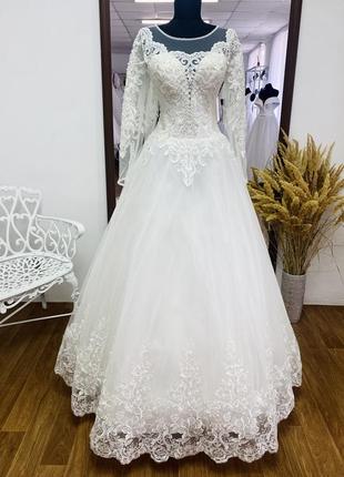 Широкий вибір весільних суконь