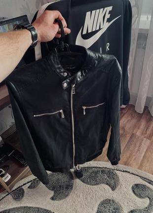 Кожанка river island