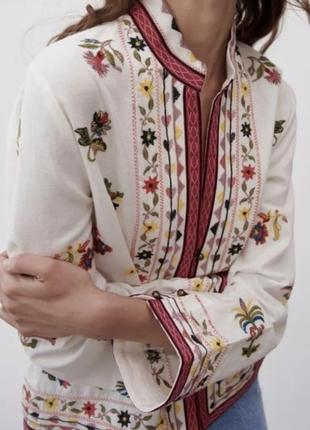 Сорочка з вишивкою,  zara р.м(170/88а)