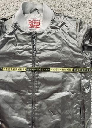 Бомбер, куртка levi’s оригинал бренд курточка, ветровка демисезонная размер xs,s