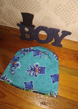 Двухсторонняя шапка герои в масках кетбой и гекко