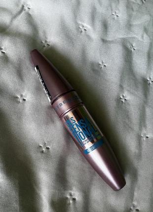 classic maybelline mascara