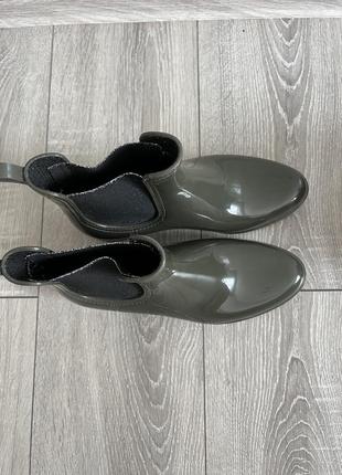 Новые резиновые сапожки, резиновые сапоги