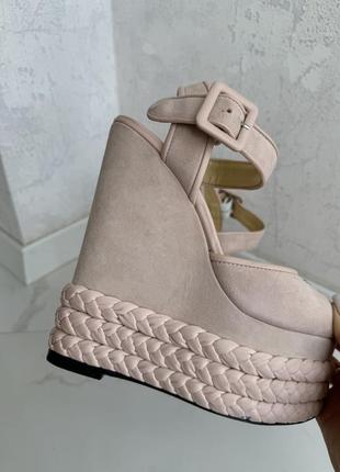 Танкетка від zanotti