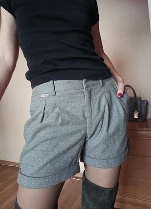Blugirl blumarine шорти virgin wool