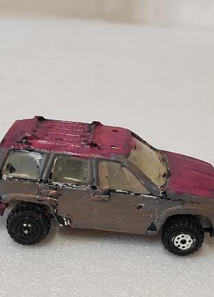 Металева машинка, машина для колекціонерів.