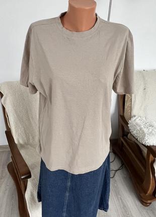 Базова футболка