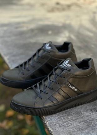 Зимние ботинки adidas