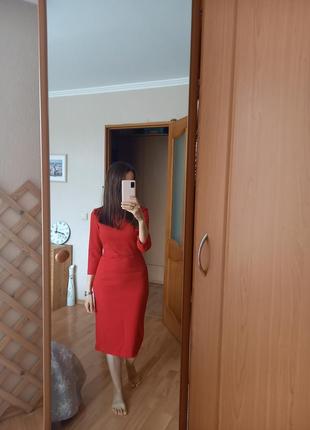 Червона сукня zara
