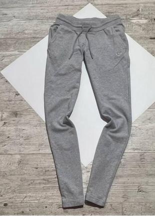 Спортивні штани adidas