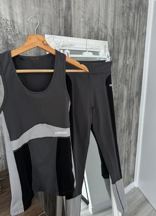 Оригінальний костюм для фітнесу майка і лосіни для тренувань gymshark s стильний набір для тренувань10 фото