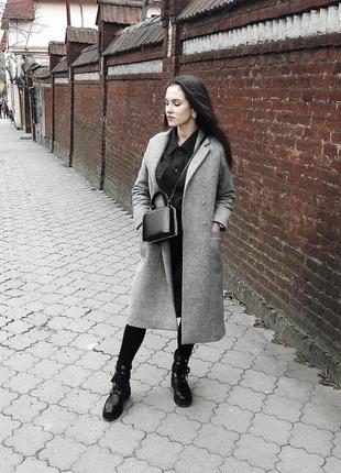 Серое пальто8 фото