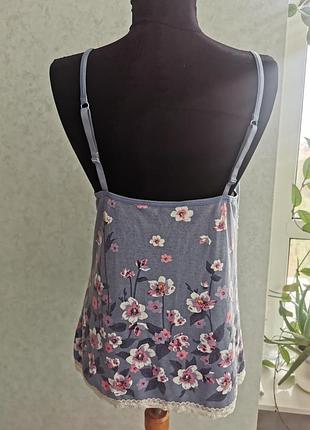 Жіноча майка з мереживом3 фото