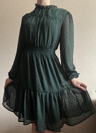 Платье миди изумрудного цвета