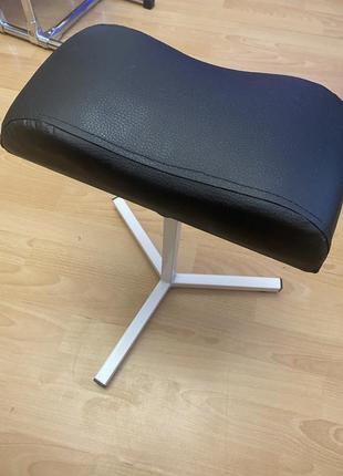 Триніг для педикюру, підставка для ноги