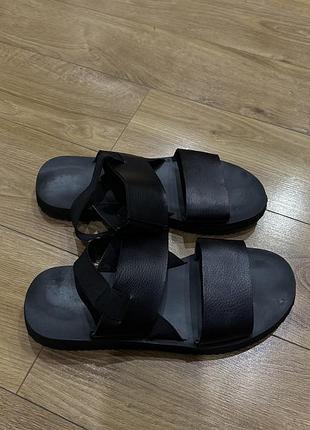 Босоніжки чоловічі bershka