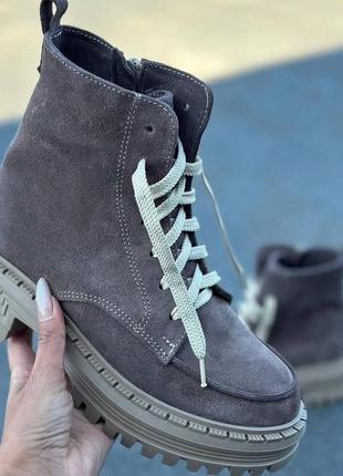 36-41 рр деми/зима ботинки на платформе натуральная замша/кожа черные, капучино, бежевые