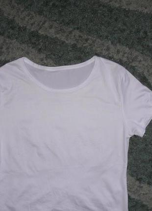 Нова біла футболка6 фото
