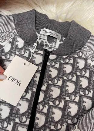 Костюм спортивный в стиле dior на молнии серый5 фото