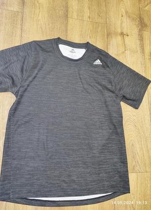 Футболка чоловіча freelift stripe adidas розмір l