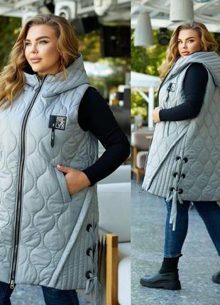 Жілетка демісезонна подовжена з капюшоном великого розміру