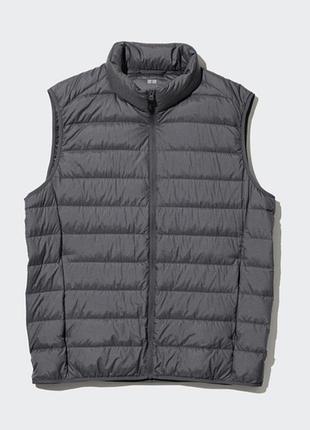 Пуховик теплый жилет uniqlo,оригинал