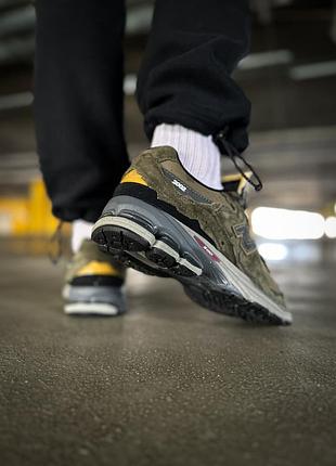 New balance 2002r protection pack -dark moss 8