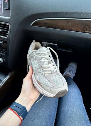 Летние женские текстильные кроссовки new balance 530 grey beige6 фото