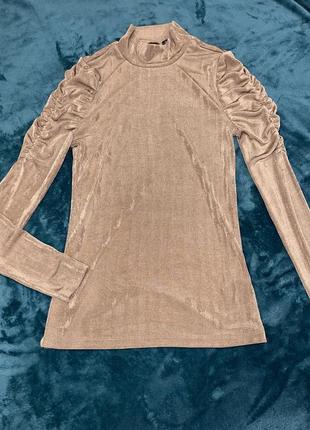 Бежевий гольф