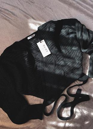 Вкорочений кардиган на запах від na-kd