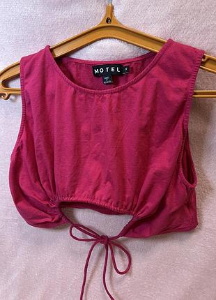 Топ с разрезом