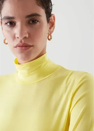 Стильный новый женский гольф cos, яркая желтая водолазка cos, тонкий свитерик гольф cos4 фото