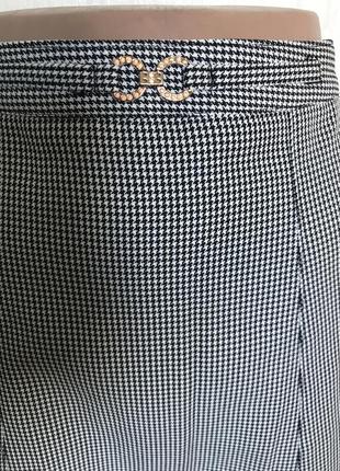 Шикарна фірмова   спідничка5 фото