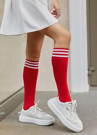 Червоні жіночий гольфи нижче коліна у смужку