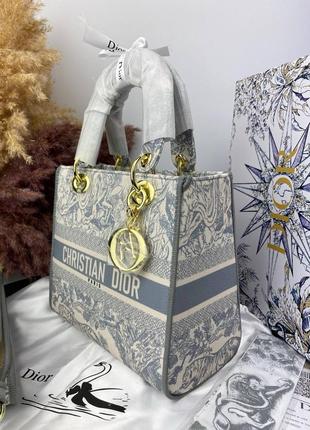 Сумка в стиле dior9 фото