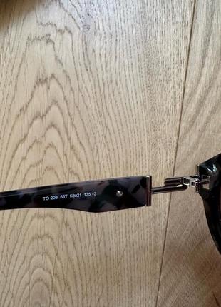 Сонцезахисні окуляри жіночі tod's модель т0208 55т6 фото