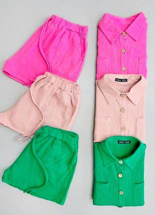 Літній легкий жіночий мусліновий костюм з шортами, костюм з мусліну🌺 рубашка сорочка та шорти. бежевий, рожевий, зелений1 фото