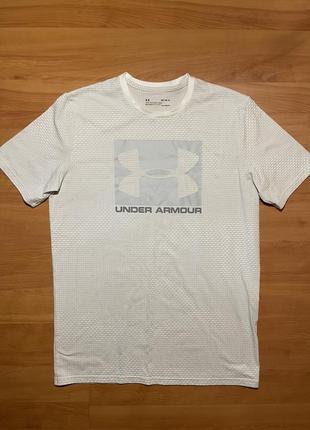 Футболка under armour