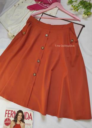 Стильная пышная юбка с карманами имеет декор пуговицы полусолнце юбочка терракотовая меди легкая8 фото